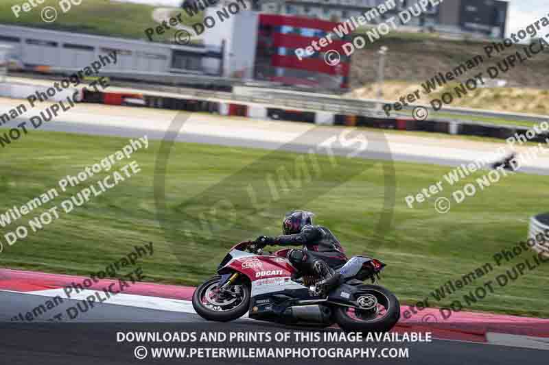 cadwell no limits trackday;cadwell park;cadwell park photographs;cadwell trackday photographs;enduro digital images;event digital images;eventdigitalimages;navarra;no limits trackdays;peter wileman photography;racing digital images;trackday digital images;trackday photos